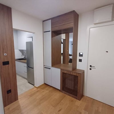 Сдается в аренду новая двухкомнатная квартира 58 м² недалеко от центра города, Белград, Сербия