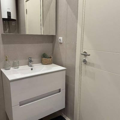 À louer : appartement élégant de 62 m² dans la nouvelle résidence moderne Square, Voždovac, Belgrade, Serbie