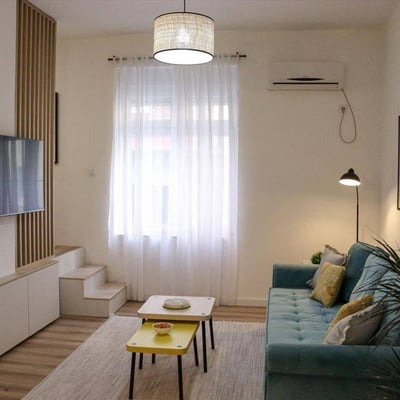 À louer : charmant appartement de 35 m² au centre-ville, en face du jardin botanique, Belgrade, Serbie