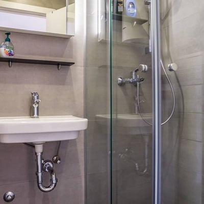 Zu vermieten: Möbliertes Apartment 40 m², Stadtteil Vračar, Belgrad, Serbien