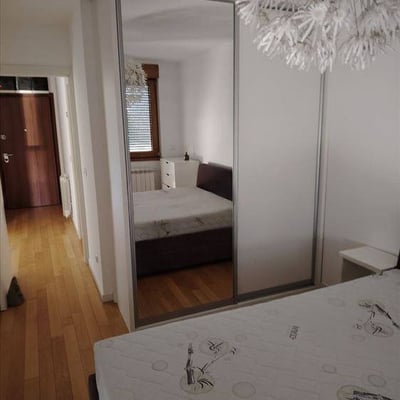 Appartement de 2 pièces cosy de 59 m² dans la résidence A Blok, Novi Beograd, Serbie