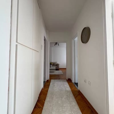 Gemütliches und geräumiges renoviertes Apartment 70 m², Neu-Belgrad, Serbien