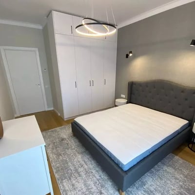 Location longue durée d’un appartement de 2 pièces, 51 m², dans le complexe One Timpuri Noi, 3e secteur, Bucarest, Roumanie