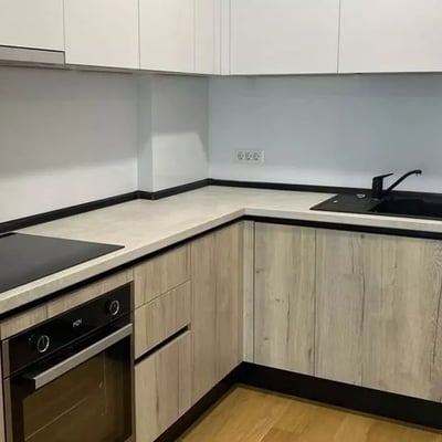 Location longue durée d’un appartement de 2 pièces, 51 m², dans le complexe One Timpuri Noi, 3e secteur, Bucarest, Roumanie