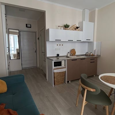 Location d'un studio confortable et lumineux proche de la mer, Batoumi, Géorgie