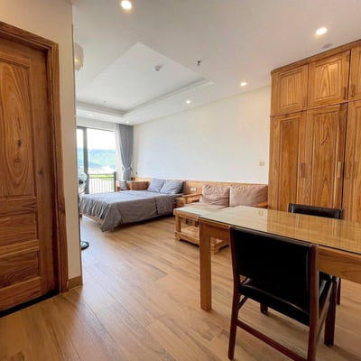 Alquiler de apartamento estudio amueblado con balcón cerca de la playa, Da Nang, Vietnam