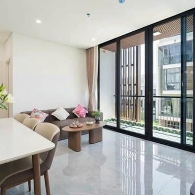 Geräumiges Apartment im Rollington Building, Da Nang, Vietnam zu vermieten