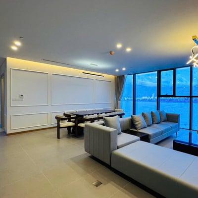 Luxuriöse, möblierte 3-Zimmer-Wohnung mit Panoramablick auf den Fluss in Da Nang zu vermieten, Vietnam