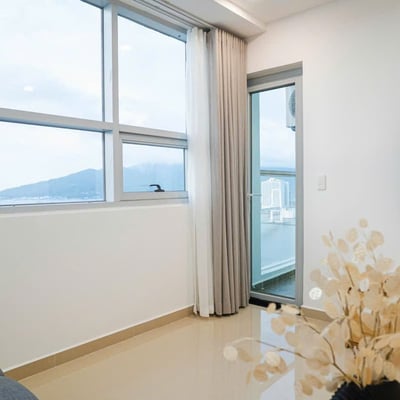 Luxuriöses 2-Zimmer-Apartment, Blooming Tower, Da Nang, Vietnam zu vermieten