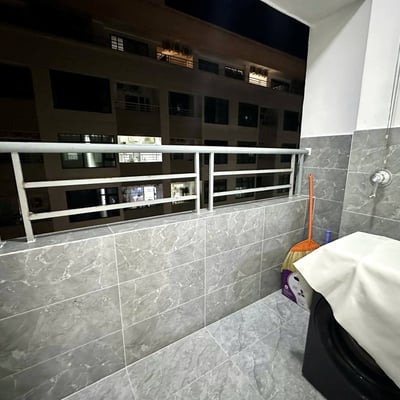 Alquiler de apartamento amplio y moderno cerca del mar, Nha Trang, Vietnam