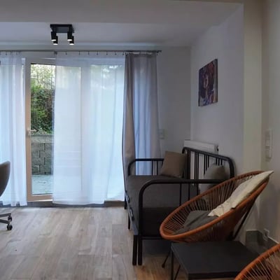 Location longue durée d’un studio de 30 m² dans le centre de Cracovie, Pologne