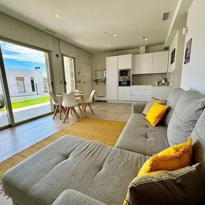 Аренда квартиры в Аликанте, Испания – 40 м², 2 спальни