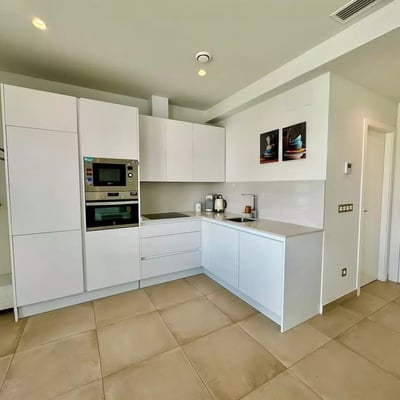 Аренда квартиры в Аликанте, Испания – 40 м², 2 спальни