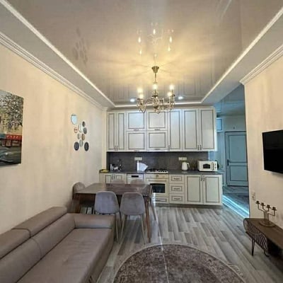 Alquiler de acogedor apartamento, 55 m², centro de la ciudad, Batumi, Georgia