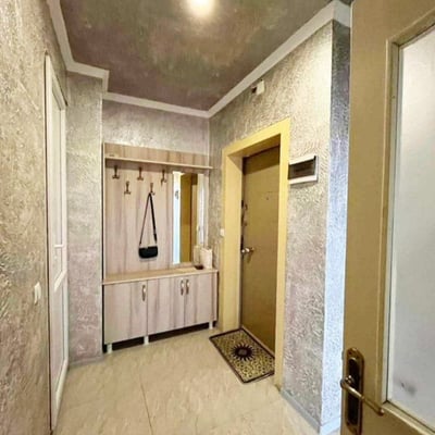 Geräumige möblierte 50 m² Wohnung mit separatem Schlafzimmer zur Miete, Batumi, Georgien