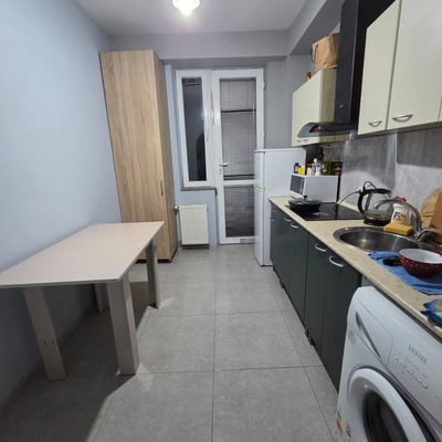Location appartement confortable meublé, 54 m², Batumi, Géorgie