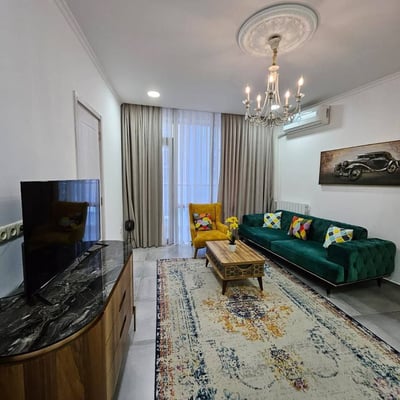 Location appartement moderne meublé, 67 m², Batumi, Géorgie