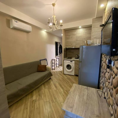 Аренда комфортной меблированной студии, 33 м², Batumi, Грузия