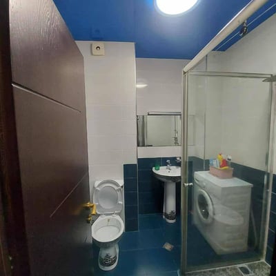 Location appartement lumineux, meublé, Batumi, Géorgie