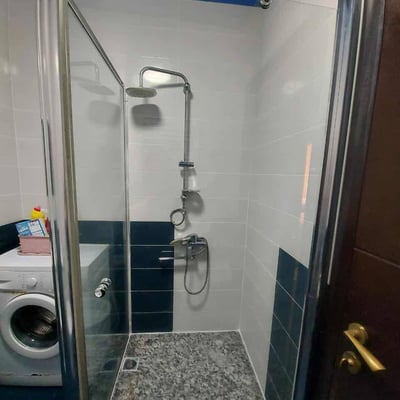 Helle, möblierte Wohnung zur Miete, Batumi, Georgien