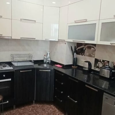 Alquiler de apartamento amplio, luminoso, 90 m², Batumi, Georgia