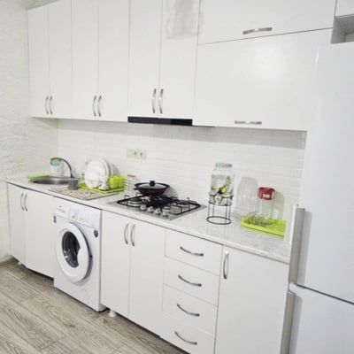 Moderne, möblierte Wohnung nahe am Meer zur Miete, 45 м², Batumi, Georgien