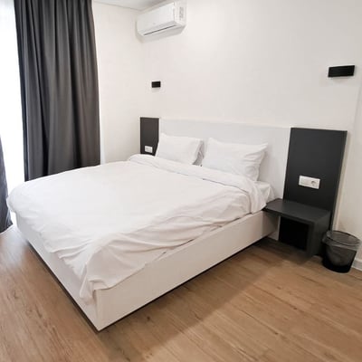 Location studio cosy, meublé en résidence Calligraphy, Batumi, Géorgie