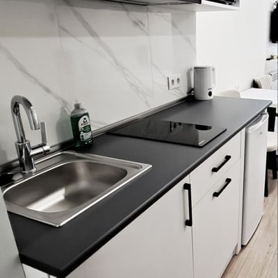 Location studio cosy, meublé en résidence Calligraphy, Batumi, Géorgie