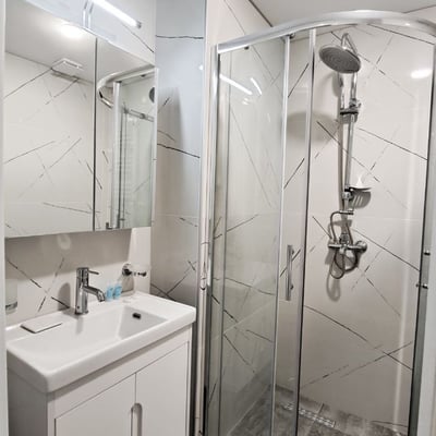 Location studio cosy, meublé en résidence Calligraphy, Batumi, Géorgie