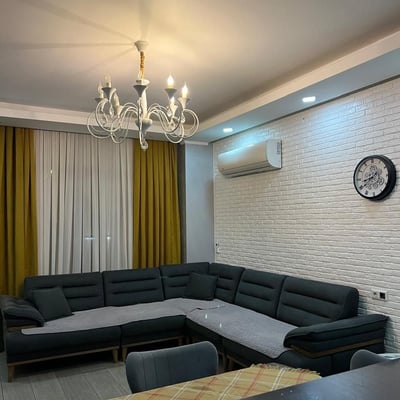 Location appartement lumineux, spacieux, 80 м², Batumi, Géorgie