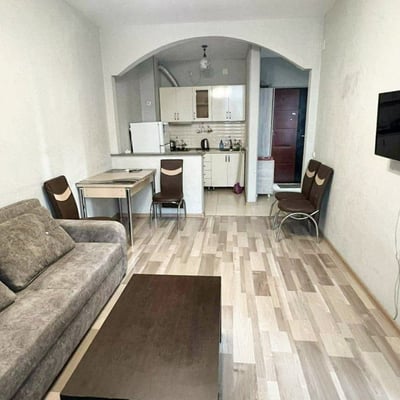 Alquiler de acogedor y cómodo apartamento cerca del mar, 45 m², Batumi, Georgia