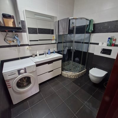Alquiler de apartamento limpio y luminoso, 60 m², Batumi, Georgia