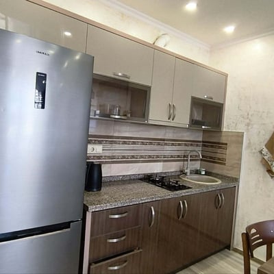 Location d'un studio lumineux et spacieux avec vue sur la montagne, 43 m², Batoumi, Géorgie