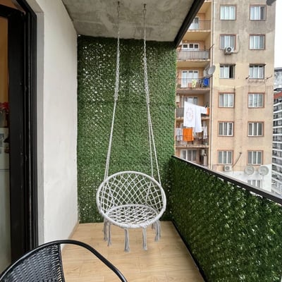 Location d'un studio propre et lumineux avec balcon, 40 m², Batoumi, Géorgie