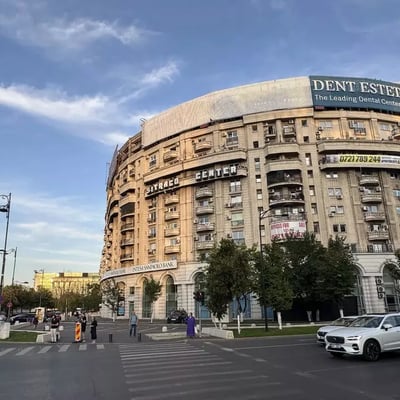 Location longue durée d’un appartement de 3 pièces, 94 m², à Bucarest, Roumanie