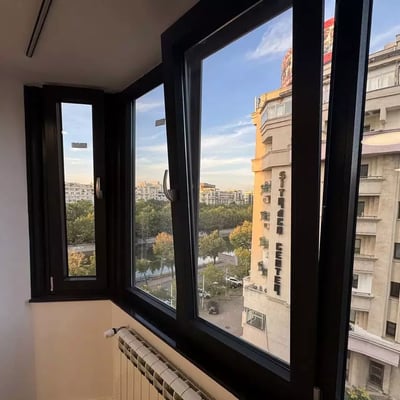 Location longue durée d’un appartement de 3 pièces, 94 m², à Bucarest, Roumanie