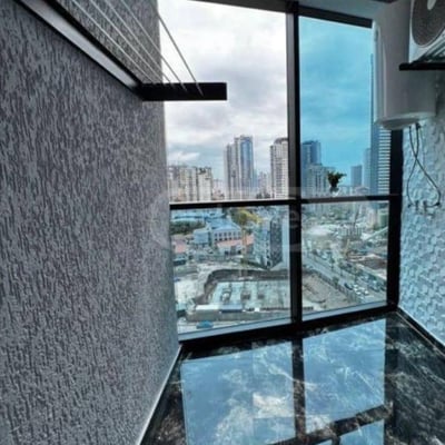Appartement élégant 60m² à louer au Ramada Plaza, Batoumi, Géorgie