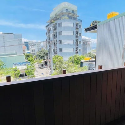 Long-term rental of a luxury apartment with a gym near the airport in Hai Chau District, Da Nang, Vietnam