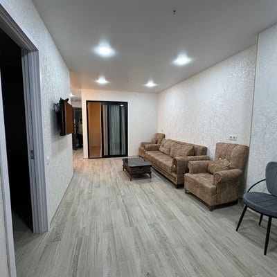 Location d’un appartement moderne et meublé, 57 m², Batoumi, Géorgie