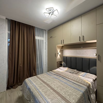 Location d’un appartement moderne et meublé, 57 m², Batoumi, Géorgie