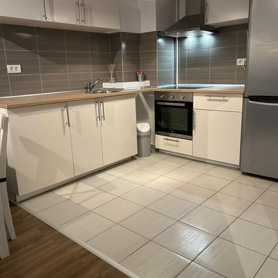 Alquiler de un amplio apartamento de 2 habitaciones, 55 m², Militari Residence, sector 6, Bucarest, Rumanía