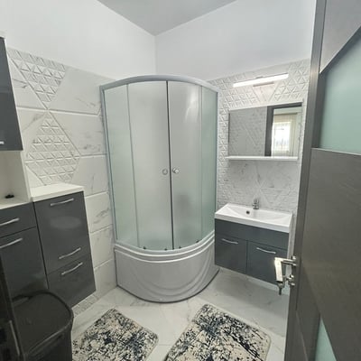 Аренда просторной 2-комнатной квартиры, 75 м²,  Militari Residence, Бухарест, Румыния