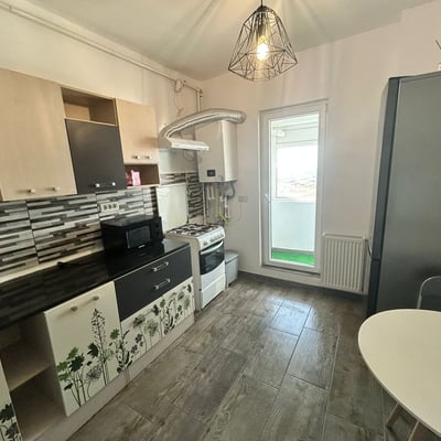 Location d’un spacieux appartement de 2 pièces, 75 m², Militari Residence, Bucarest, Roumanie