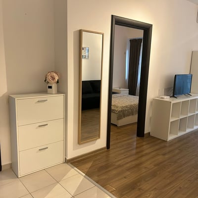 Alquiler de un amplio apartamento de 2 habitaciones, 55 m², Militari Residence, sector 6, Bucarest, Rumanía