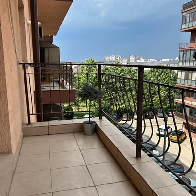 Alquiler de un amplio apartamento de 2 habitaciones, 55 m², Militari Residence, sector 6, Bucarest, Rumanía