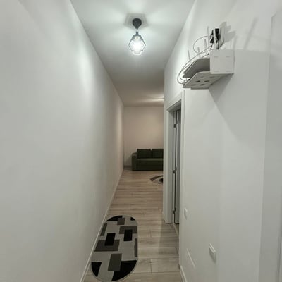 Alquiler de un cómodo apartamento de 2 habitaciones, 60 m², Bucarest, Sector 6, Rumanía