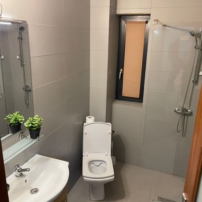 Location d’un penthouse premium en duplex de 130 m² avec quatre pièces, secteur 6, Bucarest, Roumanie