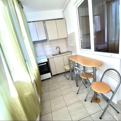 Alquiler de un apartamento acogedor de dos habitaciones, Bucarest, Sector 6, Rumanía