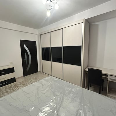 Аренда комфортной, светлой двухкомнатной квартиры, сектор 6, Бухарест, Румыния