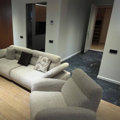 Location d'un appartement spacieux, 117 m², Hilton, Batumi, Géorgie